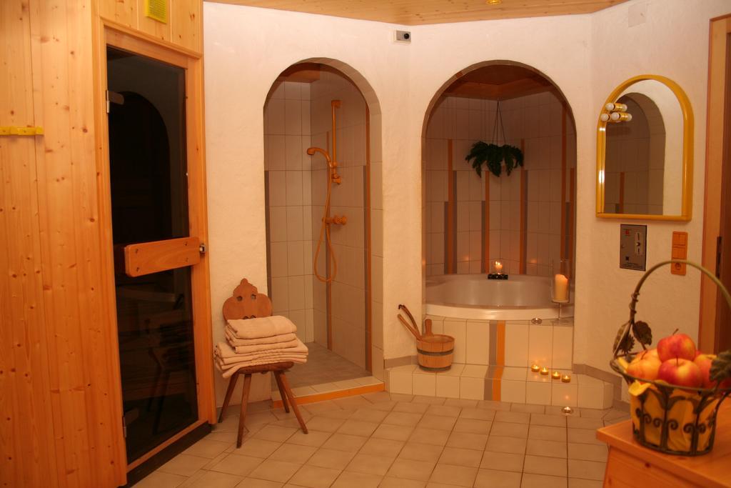 דירות שרונס Haus Schnetzer מראה חיצוני תמונה